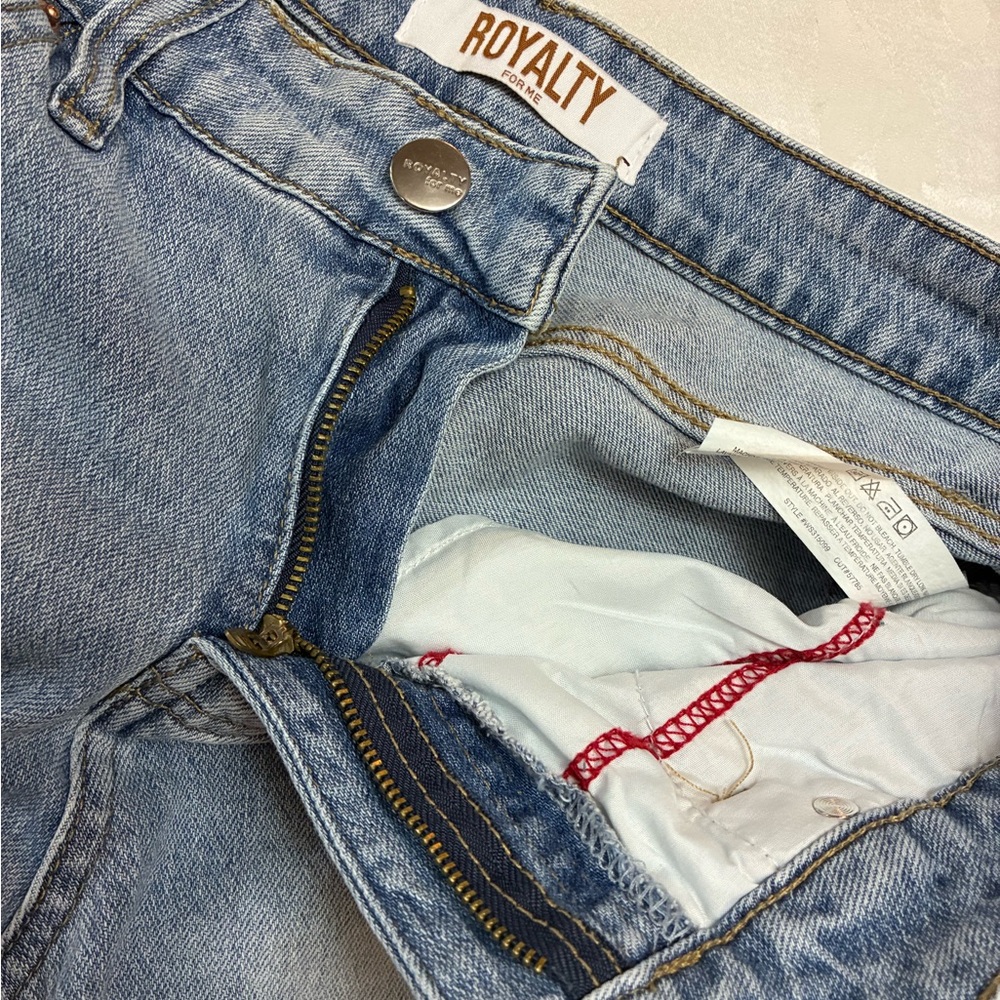 Women’s Royalty For Me Light Blue Denim Shorts with Flag Patch Detail, Size 4 - Picture 8 of 9